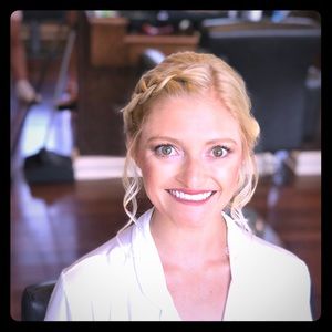 Meet your Posher, Annie